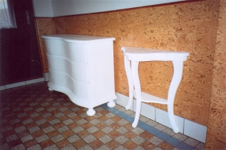 Smrkový nábytek 131122 - komoda s odkládacím stolkem